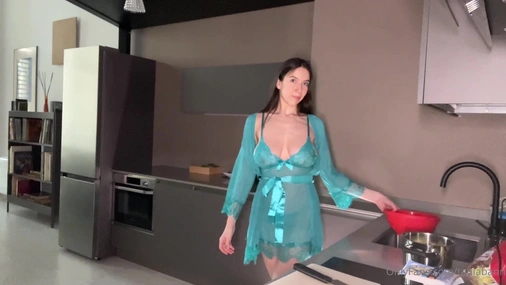 Tania Bann - Cooking Livestream With Special Ending