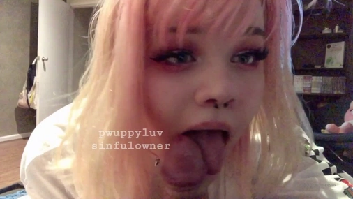 Pupwife Blowjob Close Up On Cam