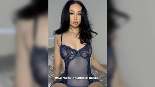 Auhneesh Nicole Masturbates With Sex Toy In Sexy Lingerie