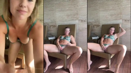 Sexet svensk pige Labolina onanerer
