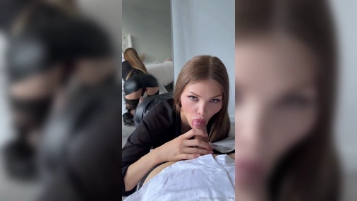 MilaKittenX Begging For Big Juicy Anal Creampie