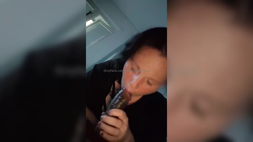 Swesnowbunnyy bbc blowjob