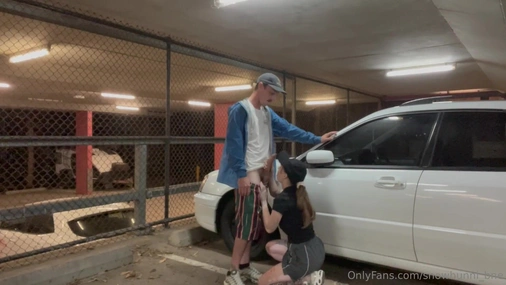 Snow Bunni - Risky Public Parking Lot Sextape