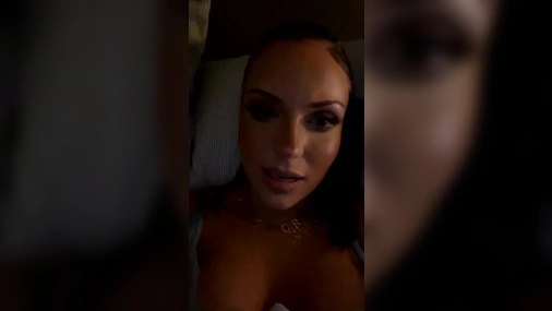 Swedish elinsweede liveshow with blowjob, handjob and cumming on tits