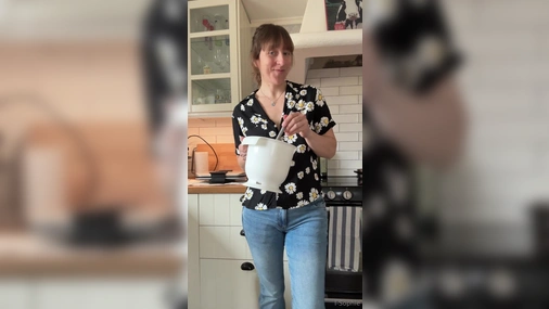 Swedish I-sophie cooking food naked