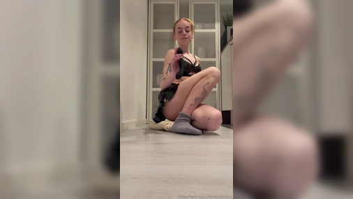 Norwegian emmabjonnes vibrator and squirting
