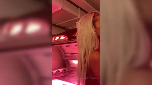 Norwegian Babe Missreca/Scandidoll Cleaning The Solarium Topless