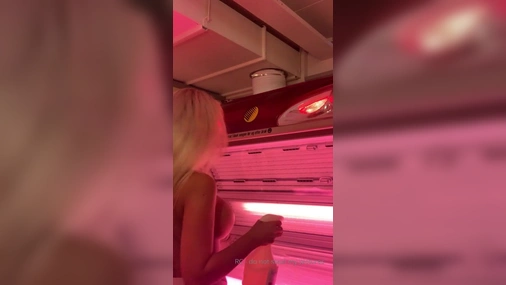 Norwegian Babe Missreca/Scandidoll Cleaning The Solarium Topless