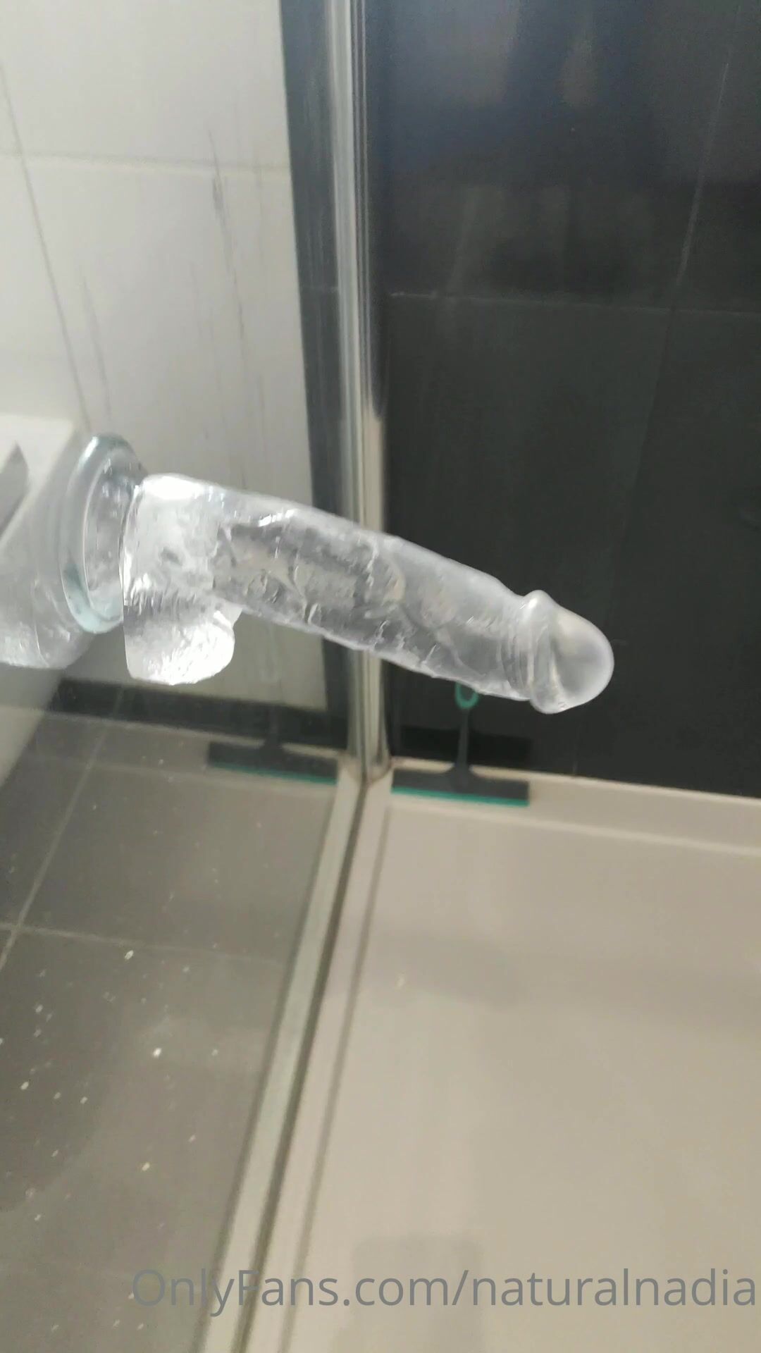 Swedish Naturalnadia dildo in shower