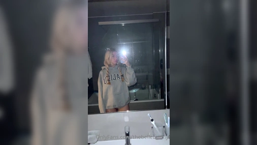 Norwegian Babe TheBelleBunny Filming Her Tight Naked Body In Mirror