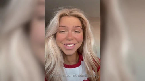 Norwegian Babe TheBelleBunny Bouncing Her Big Sexy Titties