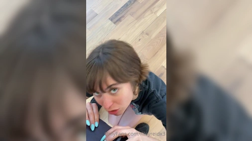 Riley Reid - Postmates Delivery Worker Sextape