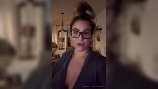 HaleighCox PAWG Fucks A Lucky Follower