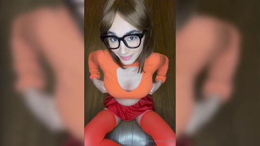 Cosplay Sahar Hairy Pussy Fuck With Machine