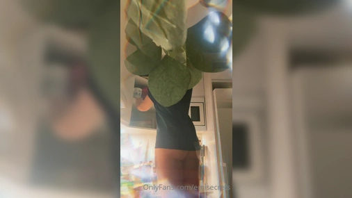 Swedish Emisecrets teasing her big ass