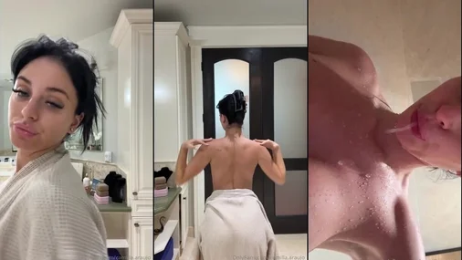 Camilla Araujo – Sich ausziehen, nackt sein und mit dem Dildo in der Dusche ficken
