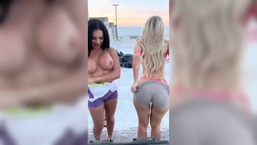 ScarlettKissesXO - Slutty Lesbian Orgy With Horny Friends Outdoors