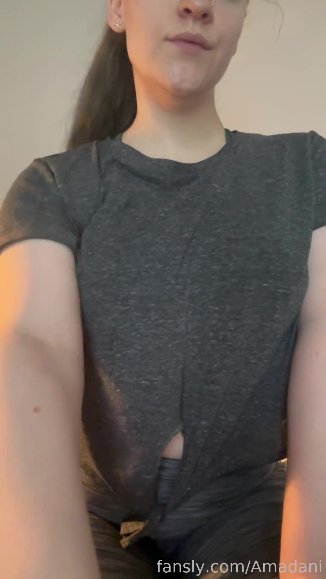 Swedish Amadani remove cloth and masturbate 1