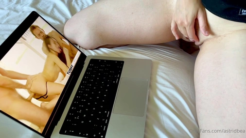 Swedish astridbea masturbation 6
