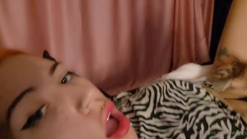 Flewwrs Bouncing Tits Masturbation With Sex Toys
