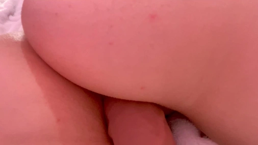 Hannapunzel Creamy Pussy Close Up With  Dildo
