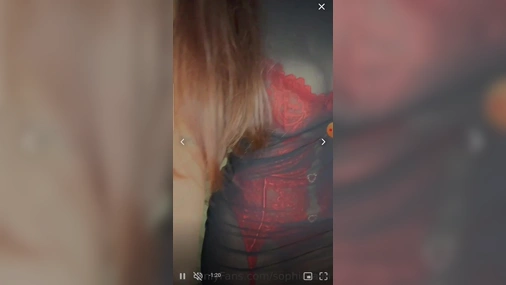 Sophie Rain Flashing Big Natural Titties