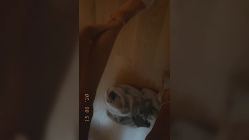 Emmy Corrine Mirror Play In High Heels