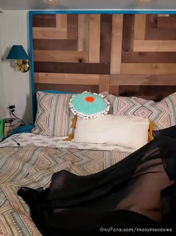 Macy Meadows - Hairy Creamy Pussy Fucked by Dildo on Hot Livestream