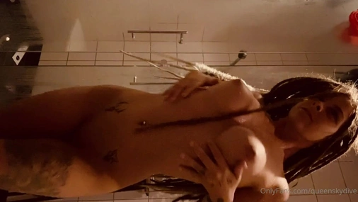 Norwegian Babe with Dreadlocks Nude in shower