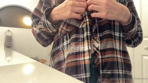 Cvntmommy Strips In The Bathroom