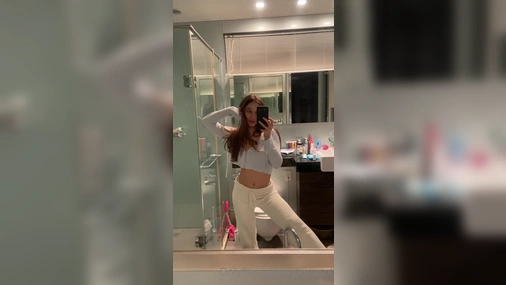 Gloria Sol Flashing Tits