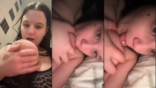 Die Schwedin Sandra Adamsson / queensandra56 lutscht an ihrer Brust 1