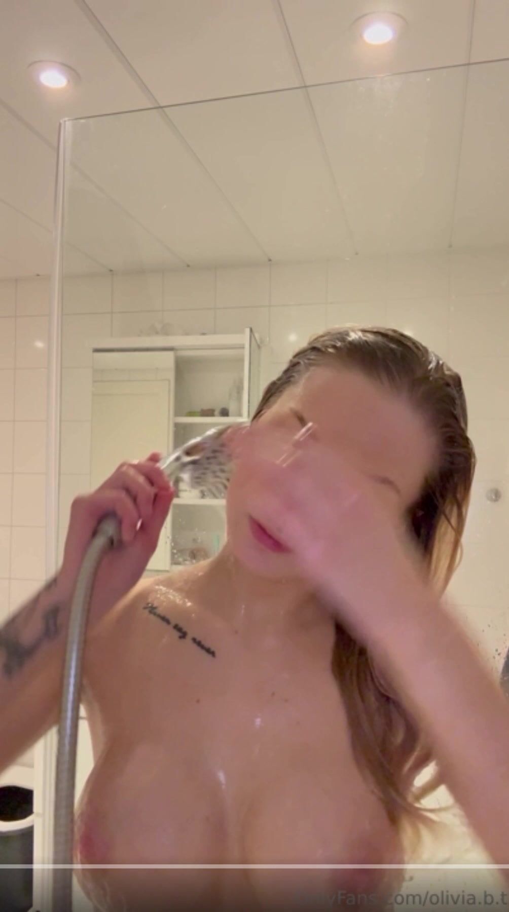 Olivia shower