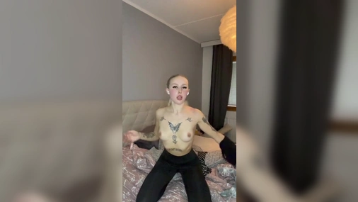 Finnish Babylilyana showoff body