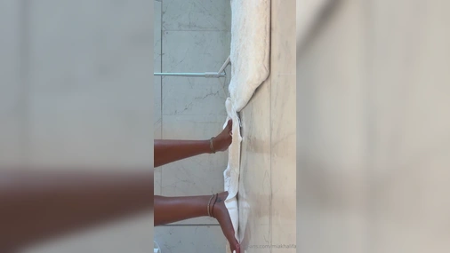 Mia Khalifa Nude Showering Livestream