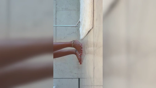 Mia Khalifa Nude Showering Livestream