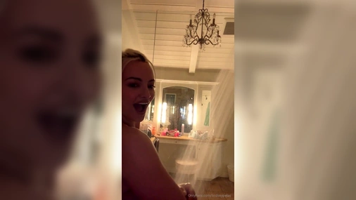 Lindsey Pelas Gets Topless And Naughty On Livestream
