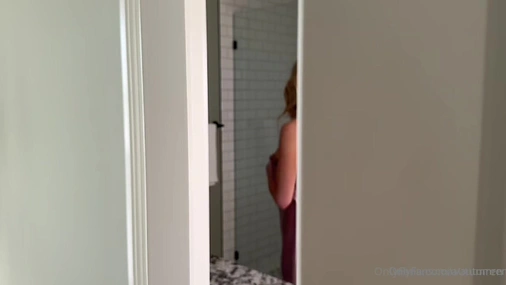 Autumn ren / autumnreed18 sucking dick and getting fucked in the shower