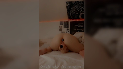 Swedish agnesnorman filling both of her holes