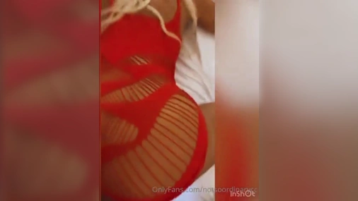 Norwegian Babe Caroline Nitter - Hot Doggy Fuck In Red Lingerie And Messy Cumshot Ass