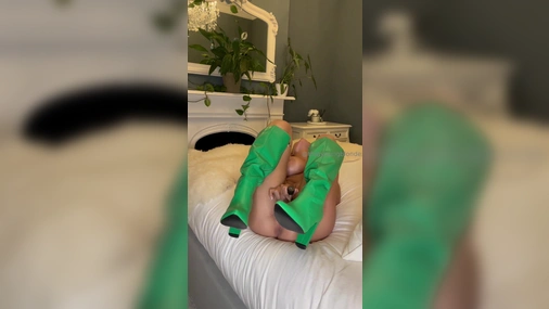 Swedish Molly Mercedes Solo Masturbation