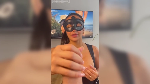 Themiixedcouple (jasmiinsecrets) blowjob