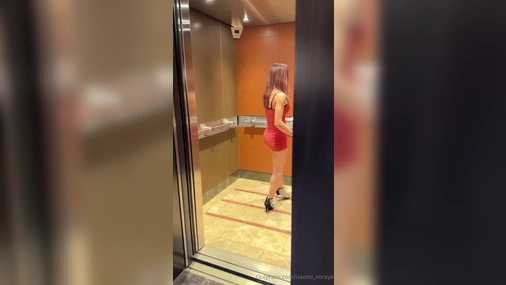 Naomi Soraya Hooking Up With Stranger in Hotel