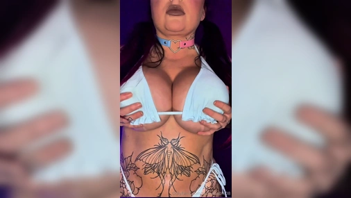 TattooBabie08 Stacked Whore Squirts On Sybian