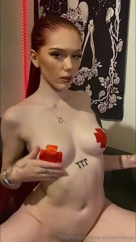 Finnish Sarasusannie Fuck With Buttplug