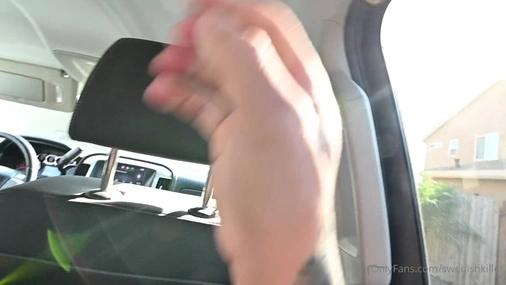 SwedishKiller Risky Handjob In Car