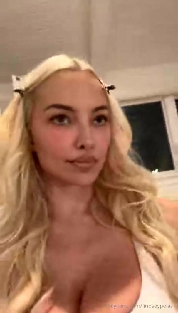 Lindsey Pelas 6th February Nude Showering Livestream