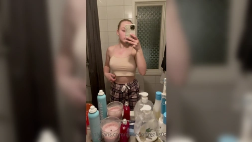 Swedish Babe Emma Wallerstrom Flashing Her Big Tits in Mirror