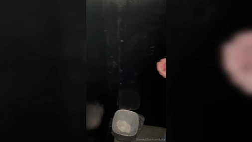Amateur @ REAL Gloryhole Sucking Cock