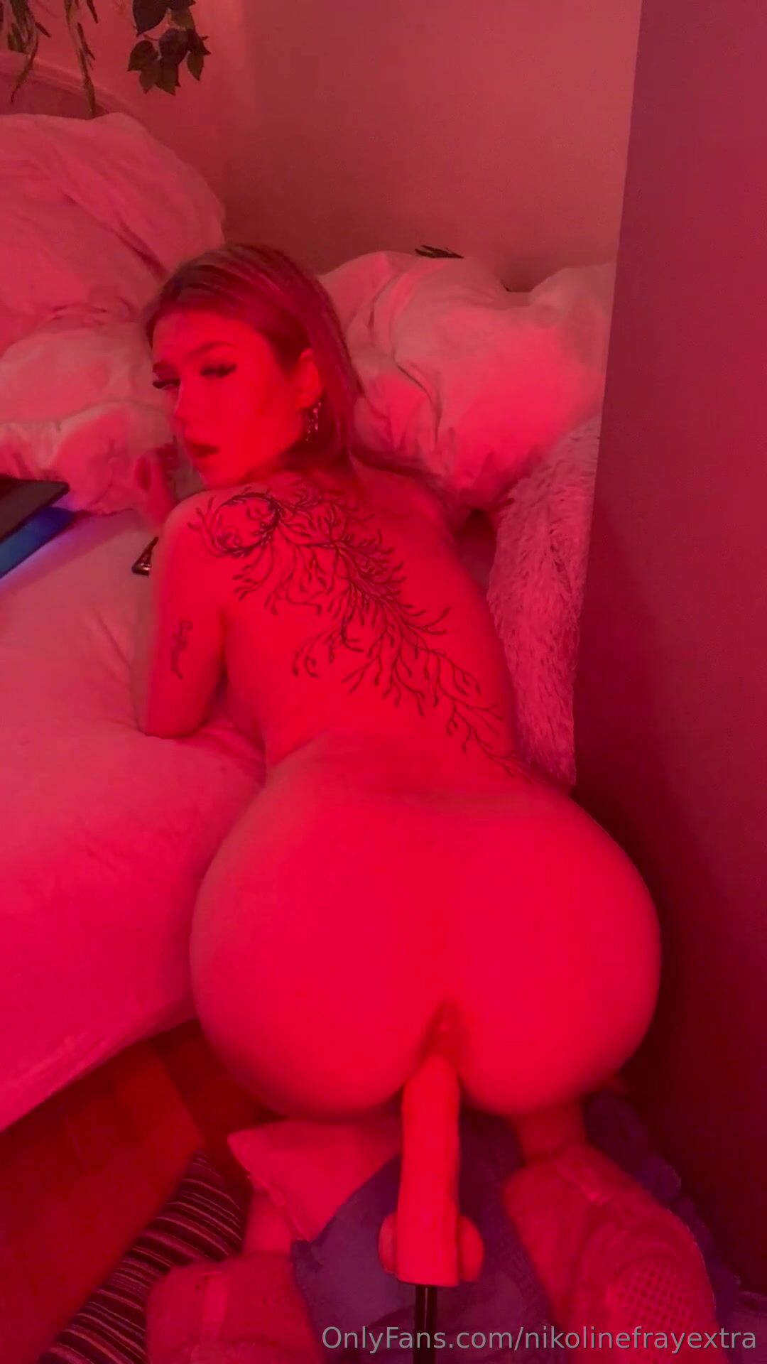 nikoline fray fuckmachine